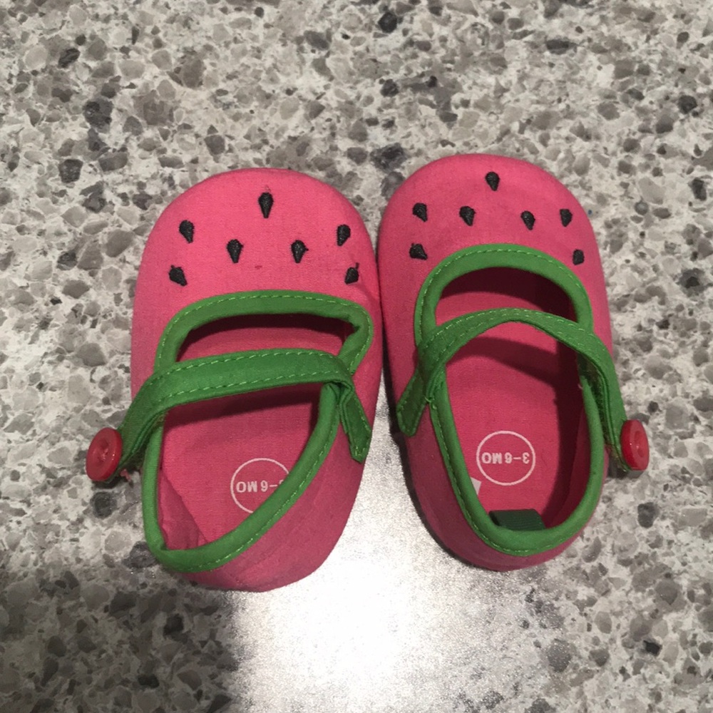 Watermelon shoes size 3-6 months